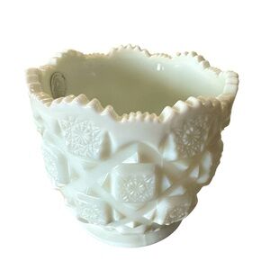 Westmoreland White Milk Glass Old Quilt Sawtooth Open Sugar Mini Planter Vase